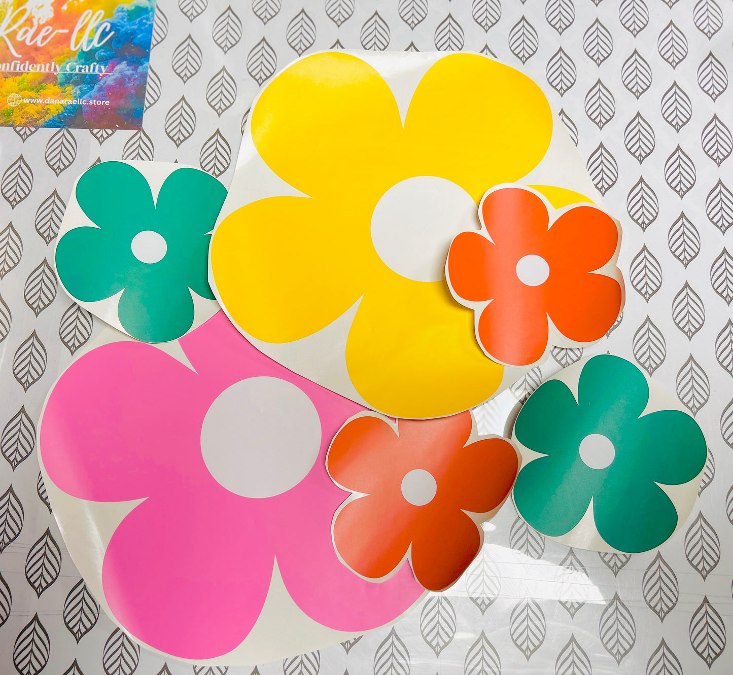 Blooming Daisy Vinyl Wall Decals
