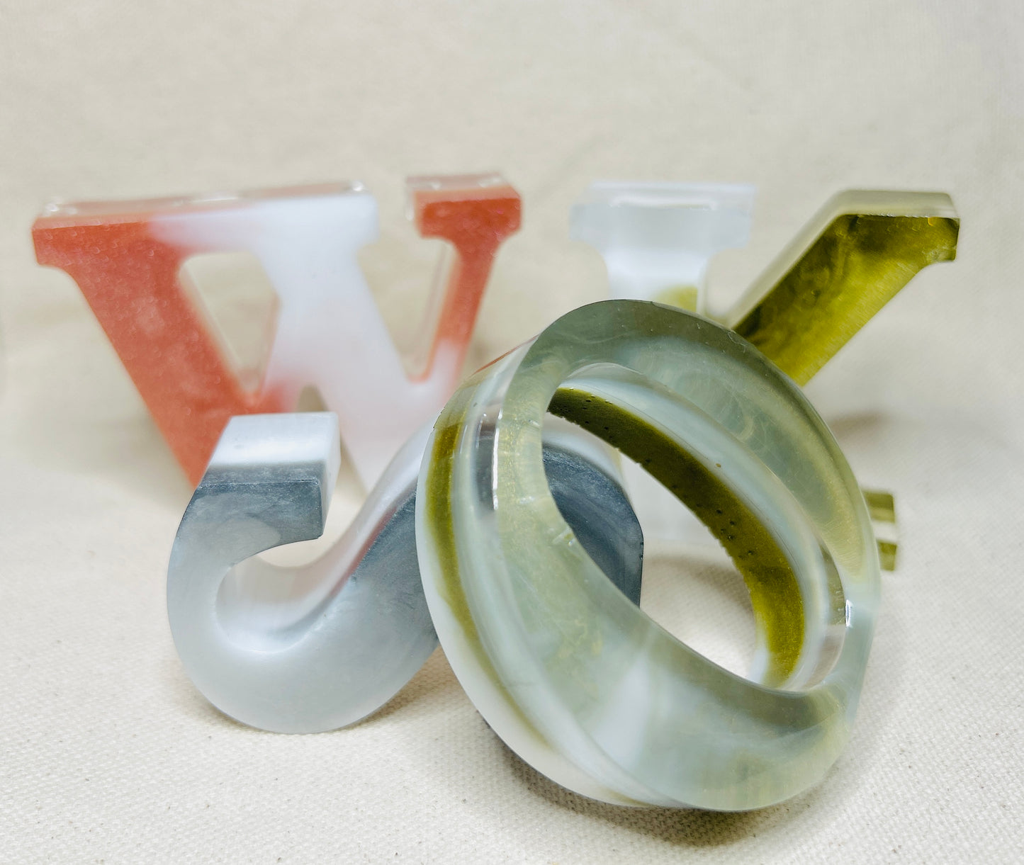 LuxeBlend Resin Mini Letters