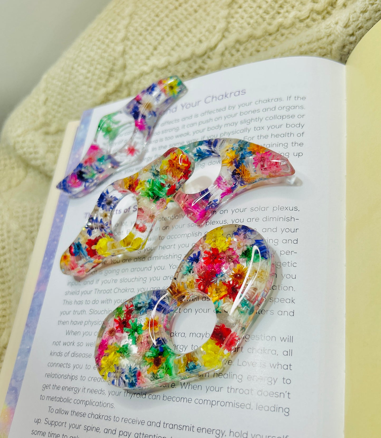 Resin Book Page Holder – Handmade Reading Tool for Book Lovers & Gifts