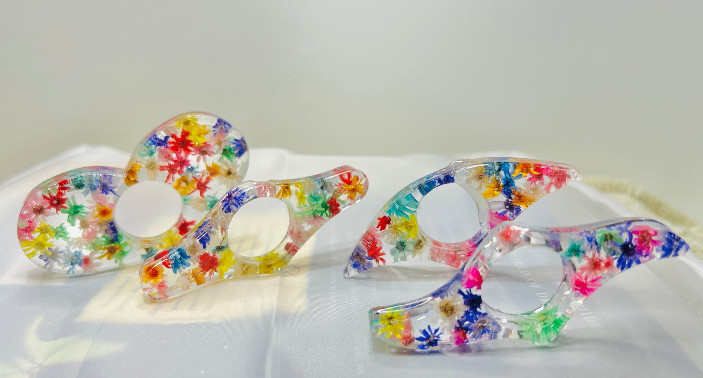 Resin Book Page Holder – Handmade Reading Tool for Book Lovers & Gifts